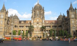 नई शुरूआत, स्थिर मूल्य: क्या यह मुंबई में निवेश करने का सही समय है? 