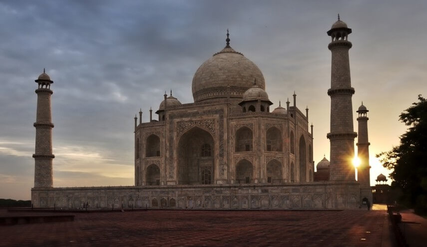 Architecture Feature - Taj Mahal, India