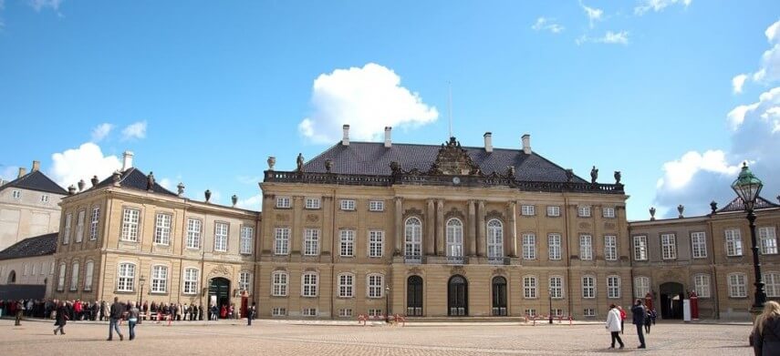 दुनिया भर के रॉयल निवास 