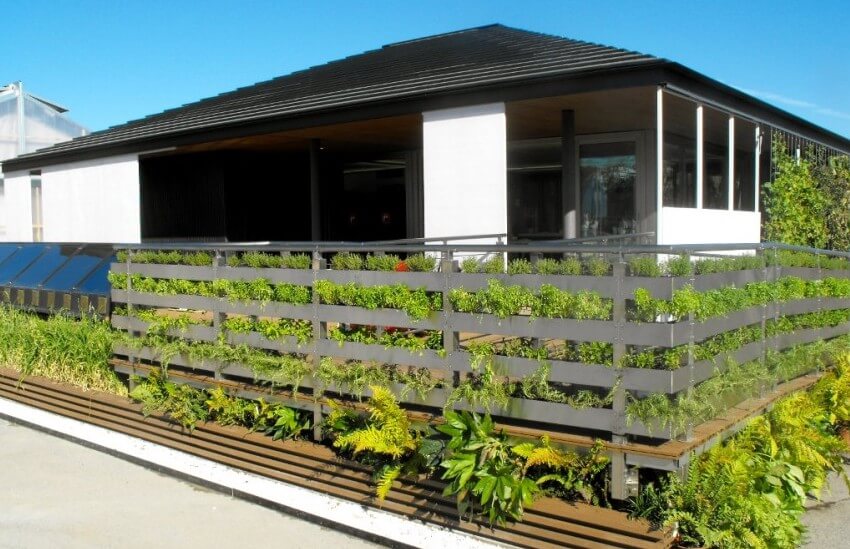 Earthquake-resistant materials can reduce damage