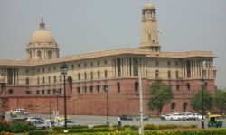 रियल एस्टेट विधेयक, अंडर-कंस्ट्रक्शन प्रोजेक्ट्स पर भी लागू हो सकता है 