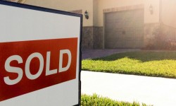 एक फ्लैश में आपका होम बेचें, खासकर यदि आप परेशानी-बिक्री कर रहे हैं 