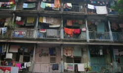 मुंबई चावल के निवासियों को अपनी खुद की संपत्ति का पुन: विकसित करना क्यों चाहते हैं? 