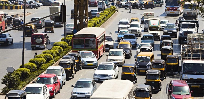 7 Reasons Why Indians Live Too Close To Work