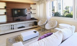 एक पूरी तरह सुसज्जित गृह खरीदना? इससे पहले कि आप स्याही डील से पहले विचार करें 