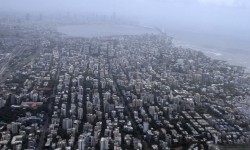 क्या शहरीकरण के कारण भारत में बेघर हो रहा है? 