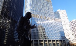 5 लोगों को उनके रियल एस्टेट संपत्ति से अधिक के लिए जाना जाता है 