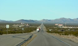 लोग क्यों नहीं खरीदें और शहरों को बेचते हैं? 