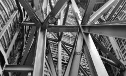 हाउसिंग को अधिक महंगा बनाने के लिए इस्पात पर न्यूनतम आयात मूल्य 