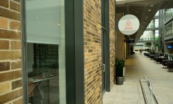 अर्थव्यवस्था पैदावार सकारात्मक परिणाम साझा करने के खिलाफ नीतियाँ क्या? 