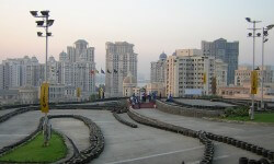 एनआरआई क्या करते हैं जब उनके अपार्टमेंट्स विलंबित हो जाएंगे? 