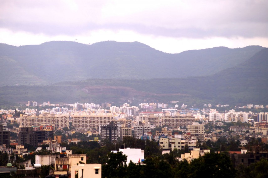 पुणे में, पुरानी है सोना और नई मारना है 