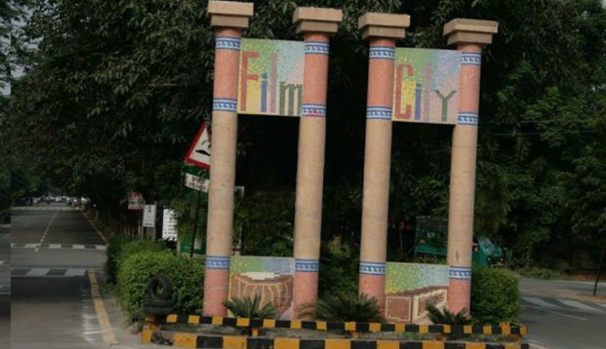 रियल एस्टेट के रूप में नोएडा के एक और फिल्म सिटी के लिए सेट हो जाता है के रूप में और अधिक कार्रवाई की उम्मीद 