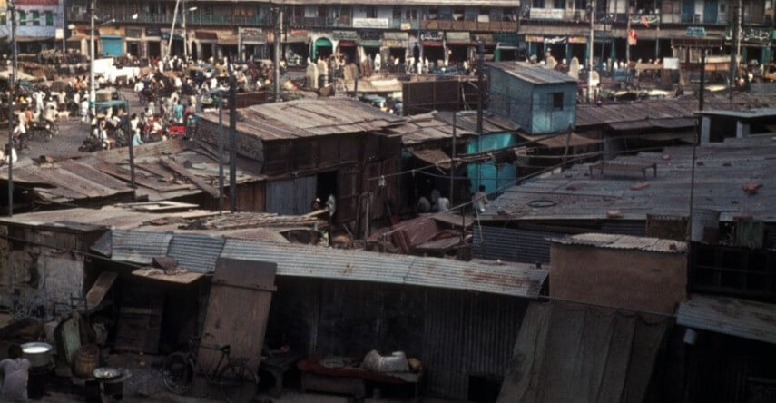 नई स्लम नीति दिल्ली सरकार को इसके अधिनियम के साथ मिलकर कैसे मदद करेगी 