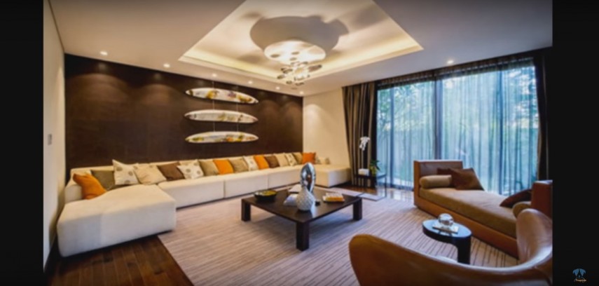 ऐश्वर्या और अभिषेक की नई विला दुबई में जानने के लिए आपको क्या चाहिए? 