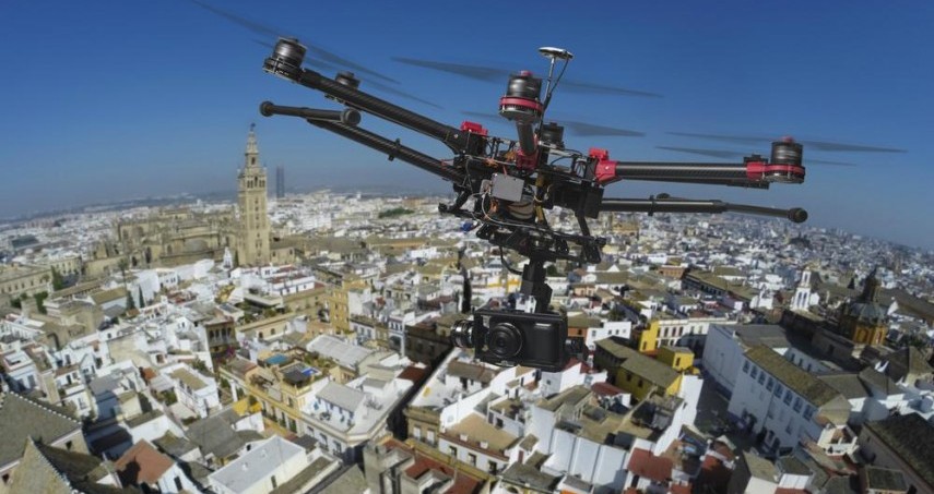 What If Drones Monitored Traffic?