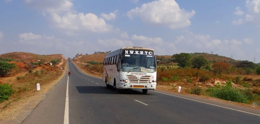 बस सेवा में हमें प्रतिस्पर्धा की आवश्यकता क्यों है 