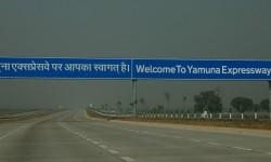 5 Reasons That Make Noida's Yamuna Expressway A Real Estate Hotspot