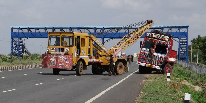 क्यों भारत में ट्रैफिक की मौत इतनी ऊंची है? 