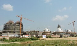 भूमि खरीदें न करें, इसे पूल करें 