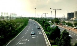 गुडग़ांव में नोएडा को नियोक्ता क्यों पसंद करते हैं 