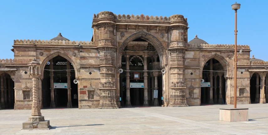 Monthly Watch: Home Sales Up 15% in Ahmedabad