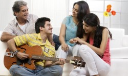 माता-पिता के लिए युक्तियां जो अपने बच्चों को घर खरीदने में मदद करना चाहते हैं 