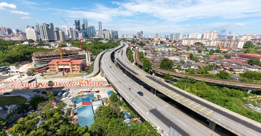 दिल्ली में तैयार-टू-हड़ यूनिट के लिए इन इलाकों पर विचार करें 