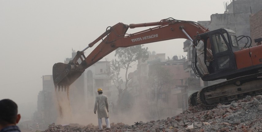 सरकार बेघर होने का कारण है क्योंकि यह आवास-के-सभी सपने के लिए पीछा करता है: सर्वे 